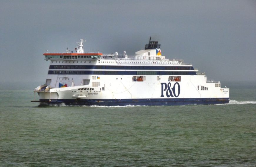 Calais-Dover en overtocht over de Ierse Zee -Categorie/Ierland Ferry overtochten